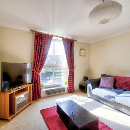 Guestready - Nice 3Bdr Apart W/ Private Parking เอดินบะระ ภายนอก รูปภาพ