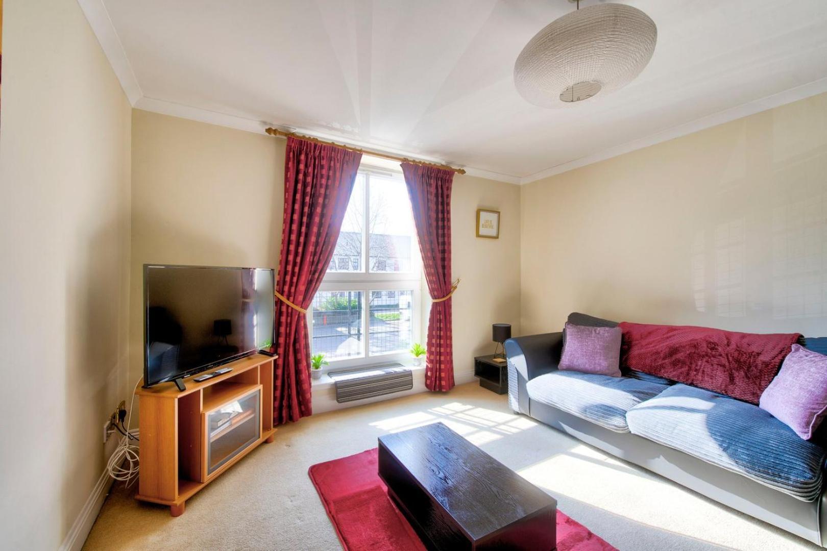 Guestready - Nice 3Bdr Apart W/ Private Parking เอดินบะระ ภายนอก รูปภาพ